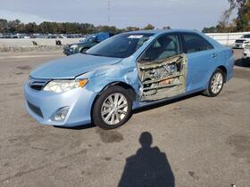 2012 Toyota Camry Hybrid