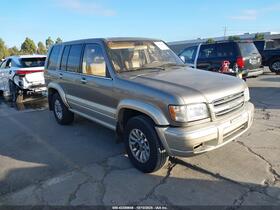 2001 Isuzu Trooper