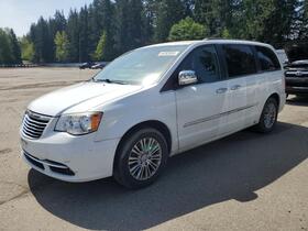 2013 Chrysler Town & Country