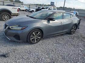 2022 Nissan Maxima