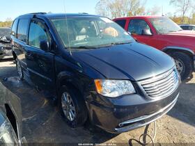 2014 Chrysler Town & Country