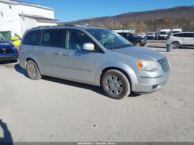 2010 Chrysler Town & Country