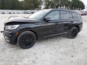 2022 Lincoln Aviator