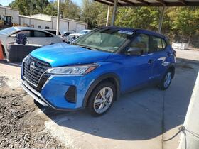 2023 Nissan Kicks