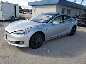 2017 Tesla Model S