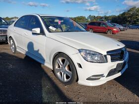 2011 Mercedes-Benz C 300
