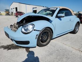 2013 Volkswagen Beetle