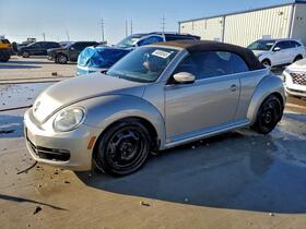 2015 Volkswagen Beetle