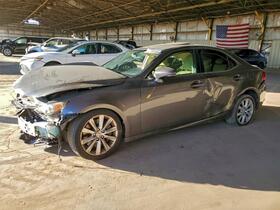 2016 Lexus IS