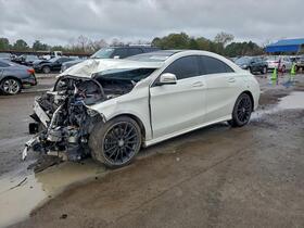 2015 Mercedes-Benz CLA-Class