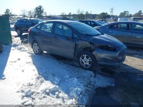 2015 Ford Fiesta