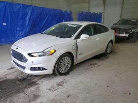 2016 Ford Fusion Energi