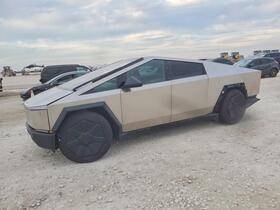 2025 Tesla Cybertruck