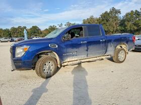 2021 Nissan Titan