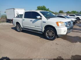2014 Nissan Titan