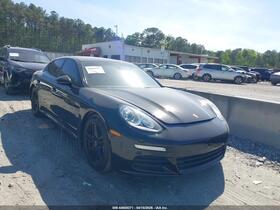2015 Porsche Panamera
