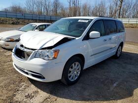 2016 Chrysler Town & Country