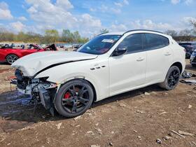 2022 Maserati Levante
