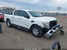 2017 Nissan Titan