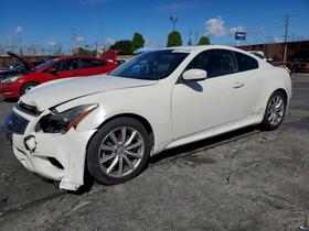 2015 Infiniti Q60