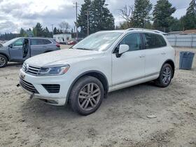 2016 Volkswagen Touareg