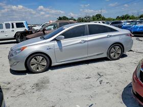2013 Hyundai Sonata Hybrid
