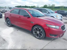 2015 Ford Taurus