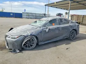 2021 Lexus IS