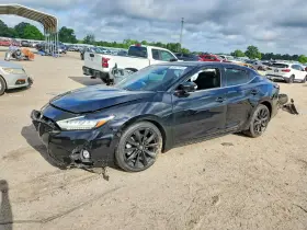 2021 Nissan Maxima