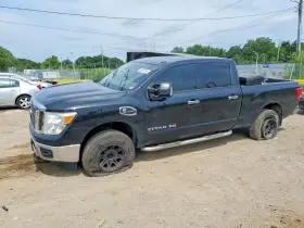 2017 Nissan Titan