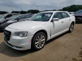 2016 Chrysler 300