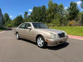 2000 Mercedes-Benz E-Class