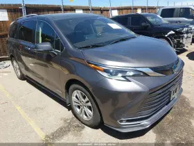 2021 Toyota Sienna Hybrid