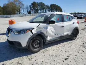 2019 Nissan Kicks