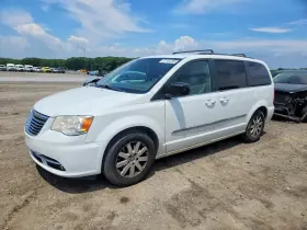2014 Chrysler Town & Country