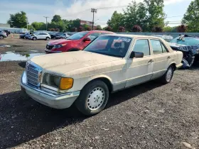 1984 Mercedes-Benz 300 Series
