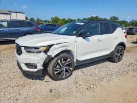 2020 Volvo XC40