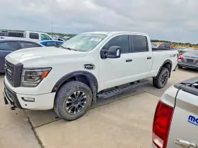 2021 Nissan Titan