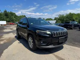 2019 Chrysler Cherokee