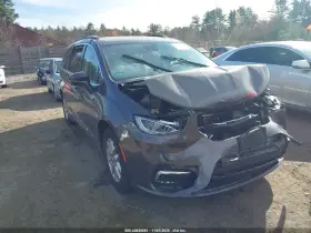 2022 Chrysler Pacifica