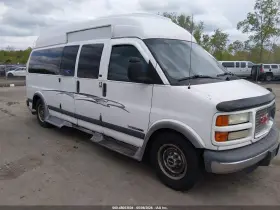 2002 GMC Savana