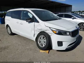 2016 Kia Sedona