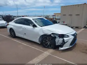 2023 Lexus ES