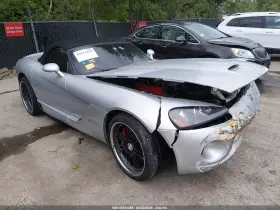 2004 Dodge Viper