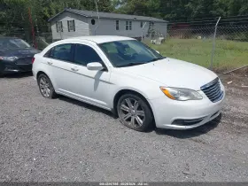 2013 Chrysler 200
