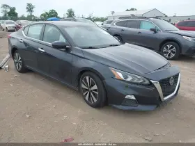 2022 Nissan Altima