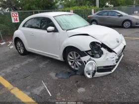 2014 Volkswagen Beetle