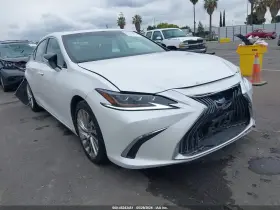 2021 Lexus ES