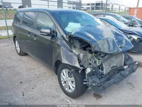 2017 Kia Sedona