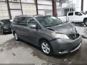 2012 Toyota Sienna